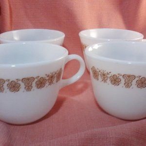 Flour Vintage Pyrex gold butterfly teacups